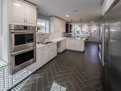 Phelps Kitchen 6