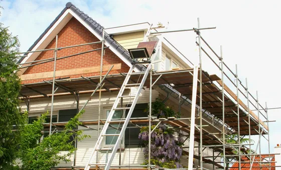 Outside,Renovation,Of,Modern,Residential,House,,Scaffolding,Tower