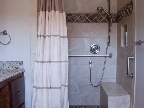 shower with seat