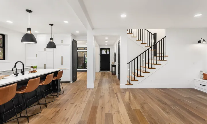 Kitchen,And,Living,Room,Interior,In,New,Luxury,Home,With