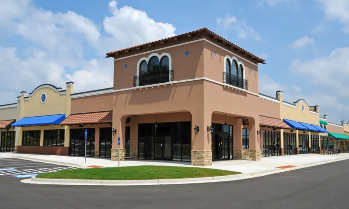 Store,Fronts,In,A,New,Shopping,Center